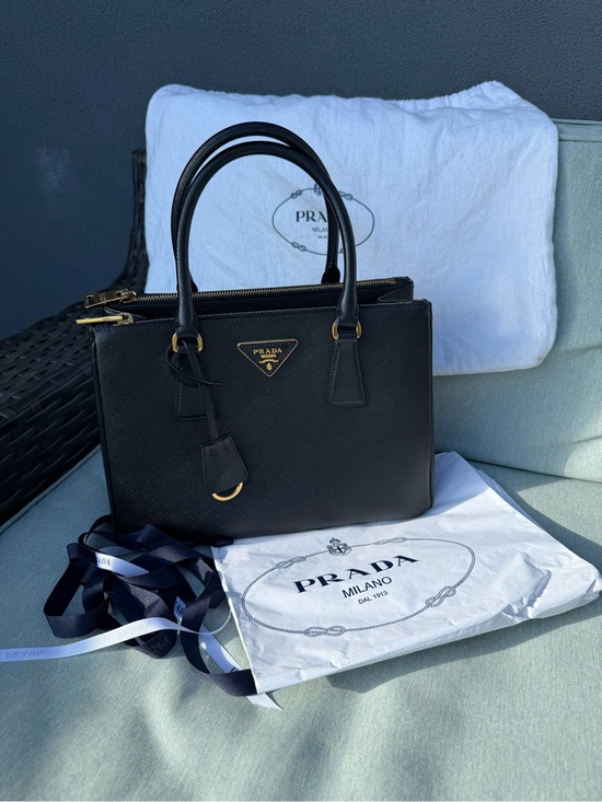 Prada Handbags - Prada Galleria medium Saffiano leather bag authentic